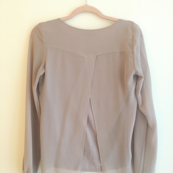 Adorable Long Sleeve Dusty Pink Blouse with Lining - Picture 3 of 5